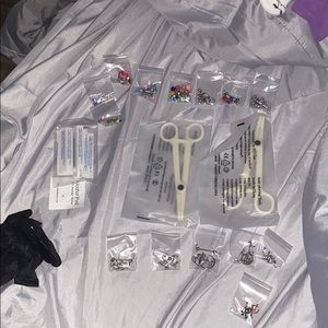 Piercing kit